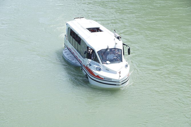 Amphibious Splash Tour on the water & on the land in Salzburg - Salzburg’s Amphibious Splash Tour: what makes it different
