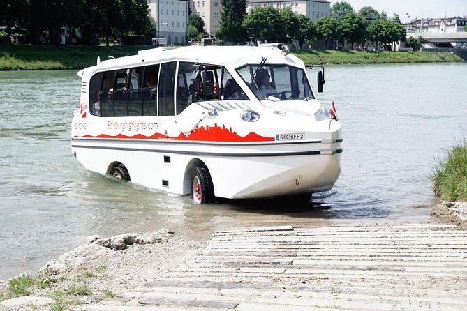 Amphibious Splash Tour on the water & on the land in Salzburg - Booking smart: timing, group size, and what 90 minutes really means