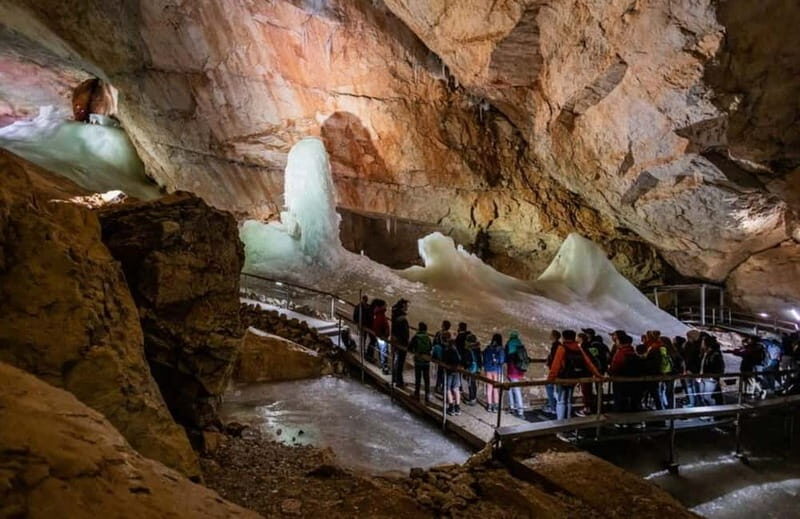 Hallstatt & Ice Cave & 5 fingers Private Trip From Salzburg - Hallstatt in one hour: lake walk, waterfall pass, museum stop