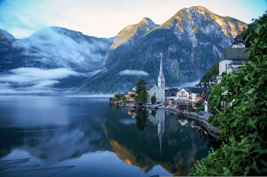Hallstatt, St.Gilgen,St Wolfgang Salzkammergut from Salzburg - Using Your Free Time Wisely: Shoes, Photo Spots, and a Simple Game Plan