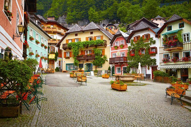 Hallstatt Tour with Visit of the 5fingers Viewing Platform or the Salt Mine - The scenic drive stops: Lake Fuschl, Red Bull HQ, and Sound of Music viewpoints