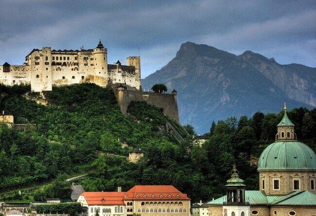 Mozart and Advent/Christmas Concert with Dinner at Fortress Hohensalzburg - Key Points at a Glance