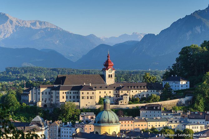 Original Sound of Music Tour Salzburg With Schnitzel and Noodle - Nonnberg Convent and Abbey area: the scenes behind the prayers
