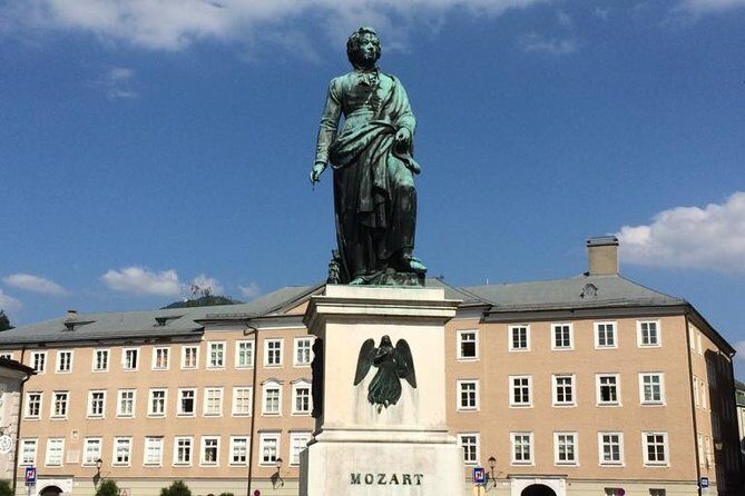 Private Customized Tour of Salzburg - Mozart’s Birthplace and Getreidegasse: where the day starts