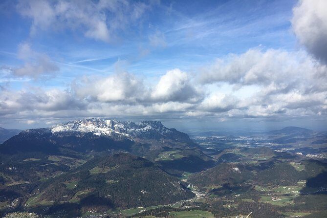 Private Tour Eagle's Nest, Berchtesgaden, Waterfalls, Lake Fuschl - Obersalzberg: Hotel zum Türken and the Berghof ruins on the hill