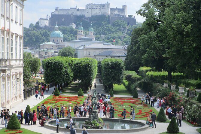 Private walking tour through the old town of Salzburg - Salzburg Cathedral and Kapitelplatz: where the view turns into drama