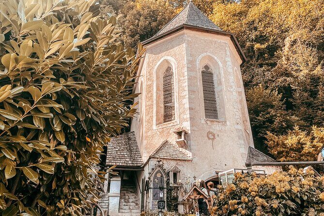 Public 6 hour tour to Hallstatt from Salzburg - Lake Wolfgang stop: quick views, free entry