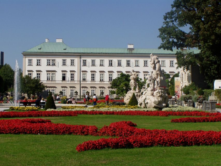 Salzburg 2.5-Hour Walking Tour: Mozart, Old Town & More - Makartplatz and the Mozart Residence: easy Mozart without museum fatigue