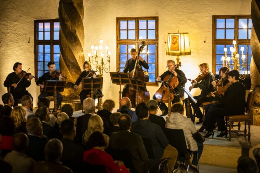 Salzburg: Best of Mozart Fortress Concert and Dinner - FAQ