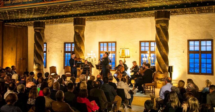 Salzburg: Best of Mozart Fortress Concert and Dinner - Why Hohensalzburg at night feels special (and not just scenic)