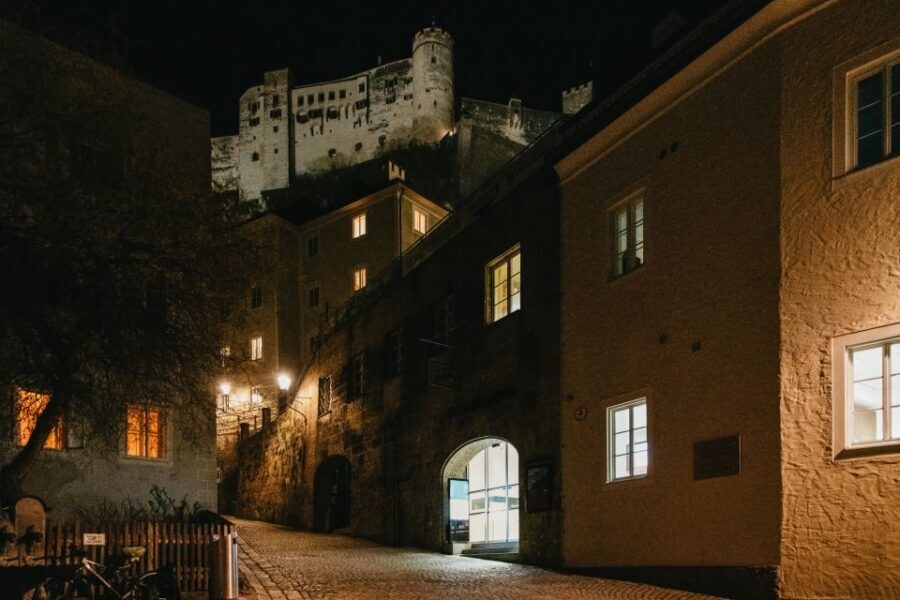 Salzburg: Dark History Tour - How the tour story unfolds: witches to executioners