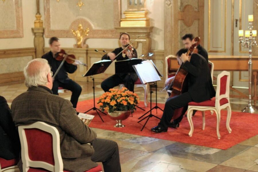 Salzburg: Dinner and Classical Concert at Mirabell Palace - Moving from the restaurant to the palace: it’s short, but plan your headspace
