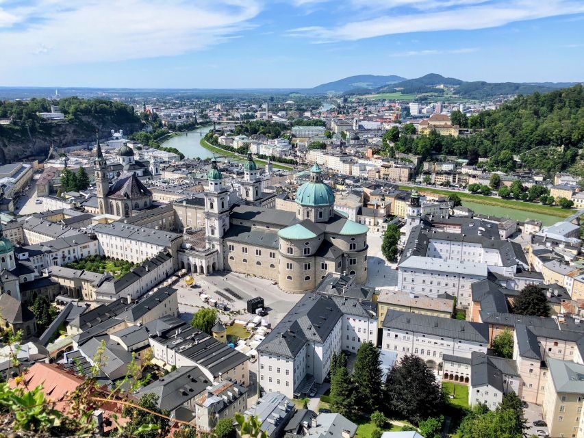Salzburg: Express Walk with a Local in 60 minutes - Mozart’s Birthplace: The shortcut to understanding Salzburg’s obsession