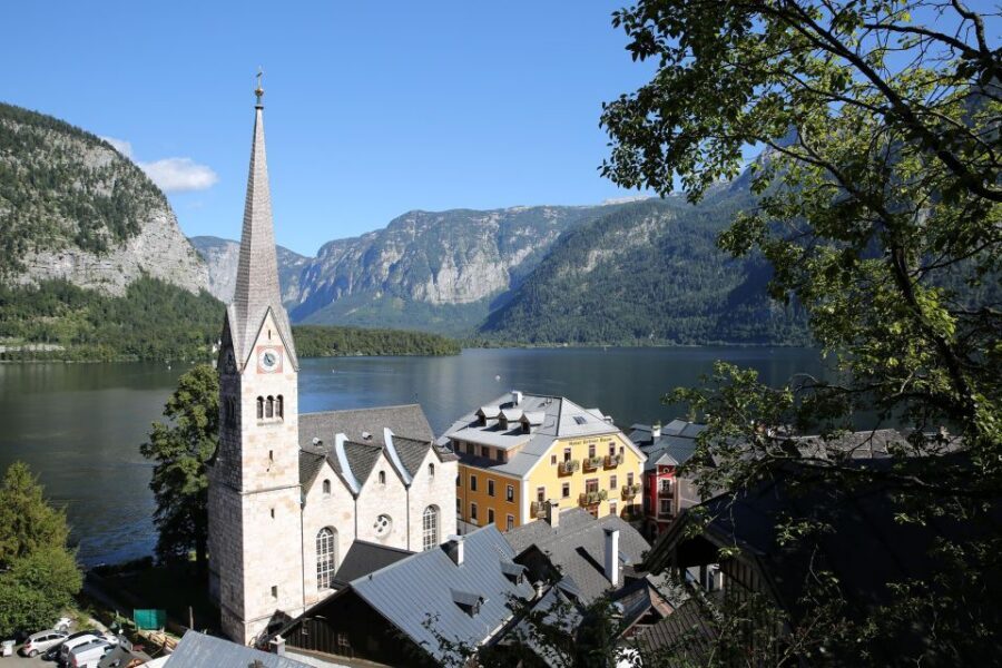 Salzburg: Hallstatt and Sound of Music Tour - Mondsee and Basilica St. Michael: The Wedding Scene Finish