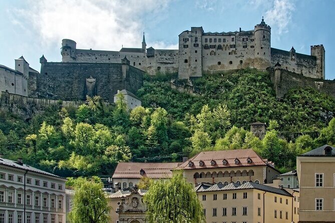 Salzburg Highlight Tour with Fortress Hohensalzburg - Getreidegasse and Mozart’s Birthplace House: Shopping Street as a Museum