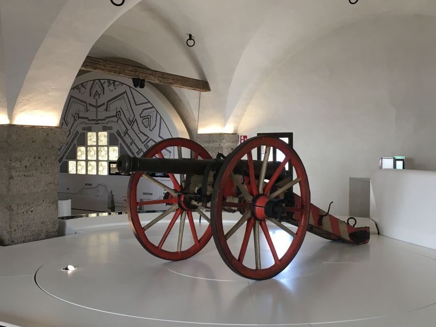 Salzburg: Hohensalzburg Fortress Admission Ticket - Funicular vs walking: choosing the option that matches your energy