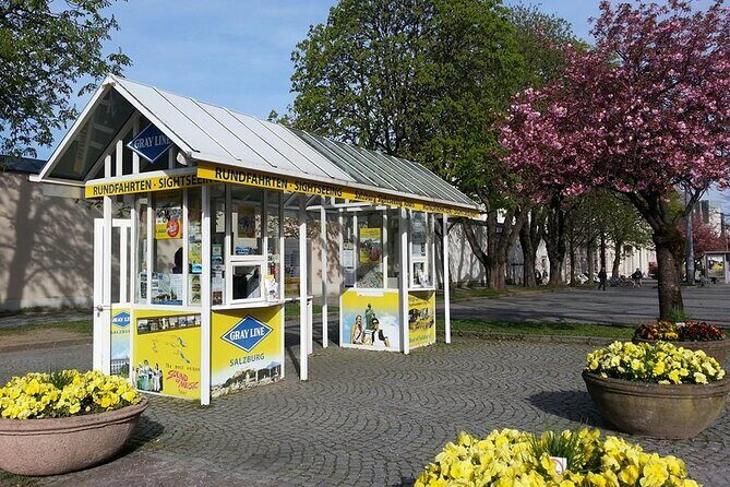 Salzburg Hop-On Hop-Off Bus Tour - What the audio guide actually does for you (13 languages plus Sound of Music)