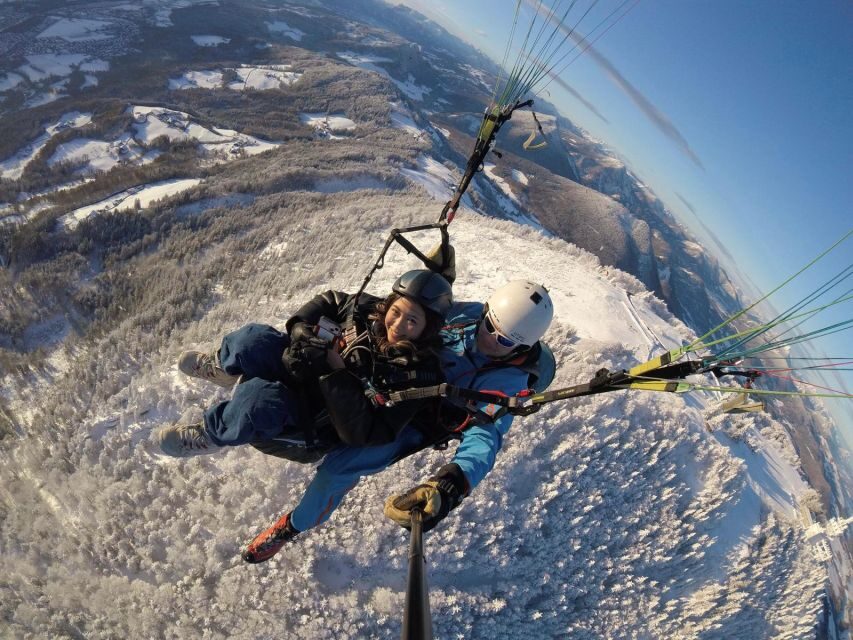 Salzburg like an eagle: tandem paragliding from Gaisberg - Safety and nerves: how Hajo’s team keeps it human