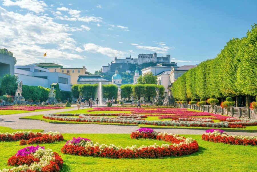 Salzburg: Old Town, Mozart, & Mirabell Gardens Walking Tour - Hidden corners and photo-friendly surprises: Aldt Markt and the Goldene Kugel