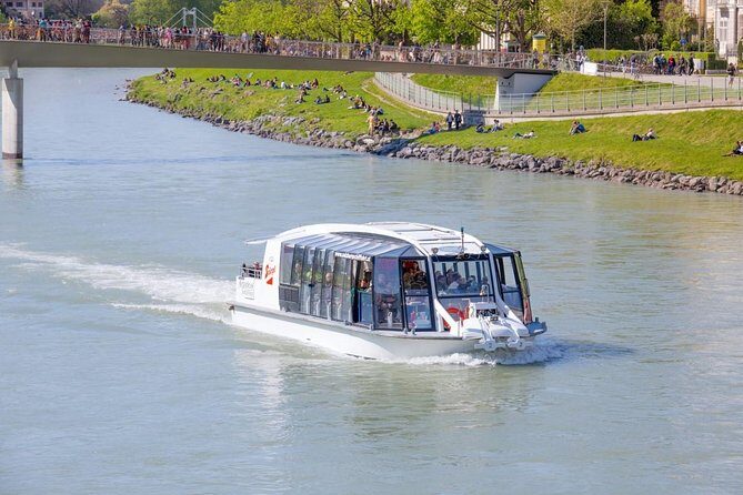 Salzburg Panorama Cruise on the Salzach river - Practical Planning: What to Bring and What to Expect On Board