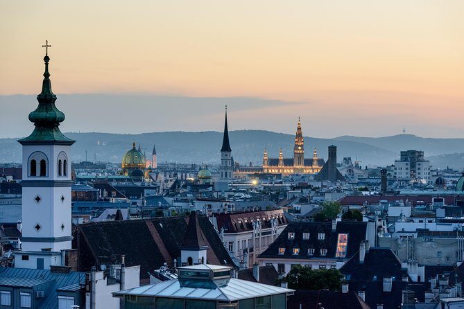 Salzburg to Vienna, Private Transfer, 2h of Sightseeing, Local Driver, English - Who this Salzburg to Vienna private transfer fits best