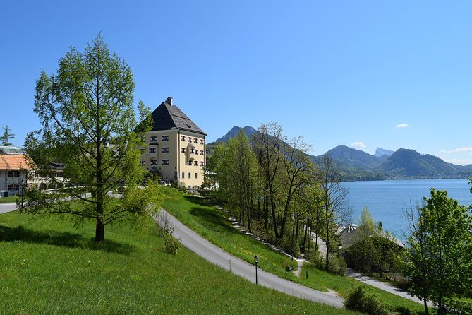 The Hills are Alive and Eagle's Nest - Private Tour from Salzburg - Returning through the Austrian Lake District: Fuschlsee and St. Gilgen